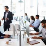 Quels sont les postes qui ne nécessitent aucun diplôme dans une entreprise ?
