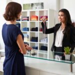La journée type d’un vendeur conseil en boutique